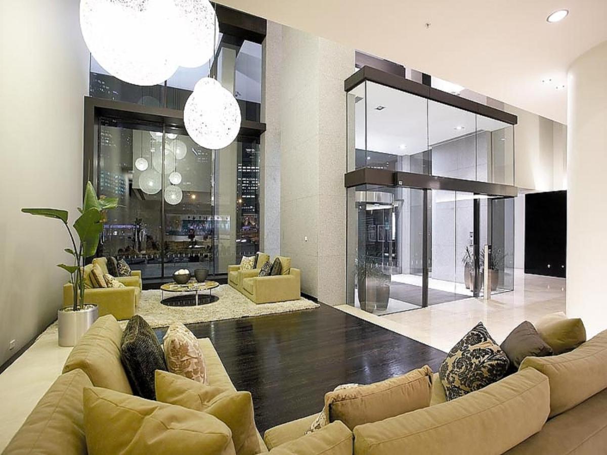 Luxury Designer Suite In Most Prestigious Location In Мельбурн Экстерьер фото