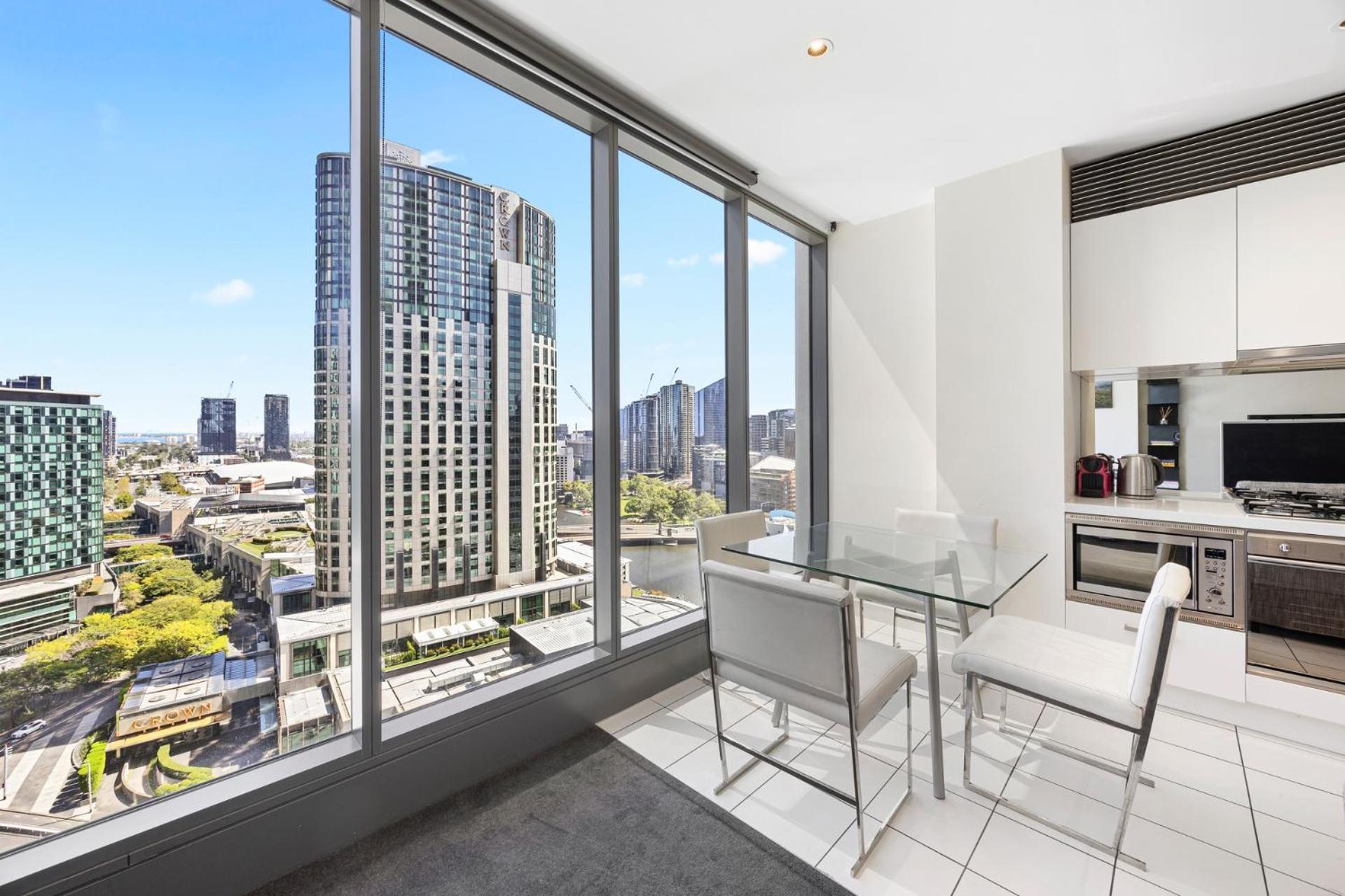Luxury Designer Suite In Most Prestigious Location In Мельбурн Экстерьер фото
